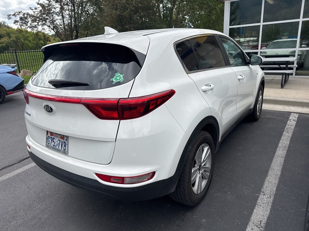 2019 Kia Sportage LX photo 3