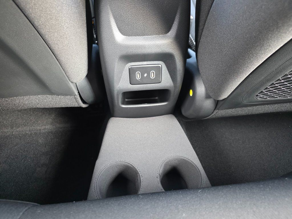 2026 Hyundai Venue SEL - Photo 15