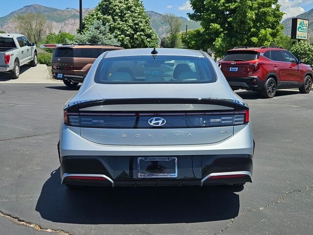 2024 Hyundai Sonata SEL photo 4