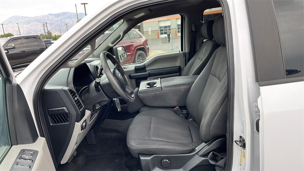 2020 Ford F-150 XL photo 4