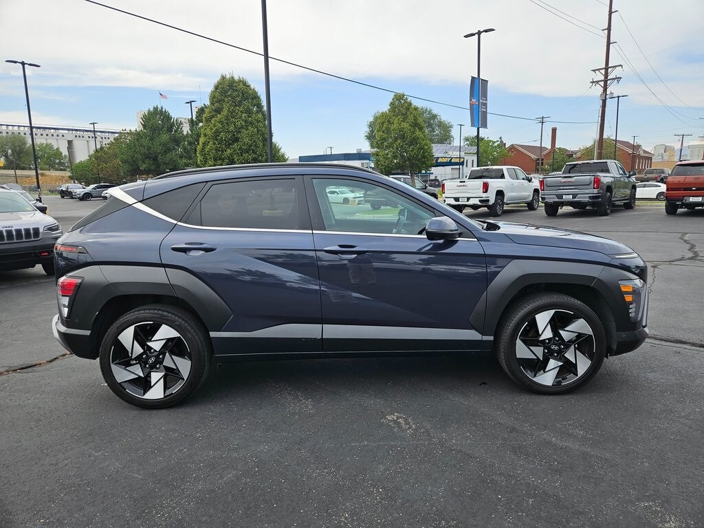 2024 Hyundai Kona Limited photo 2