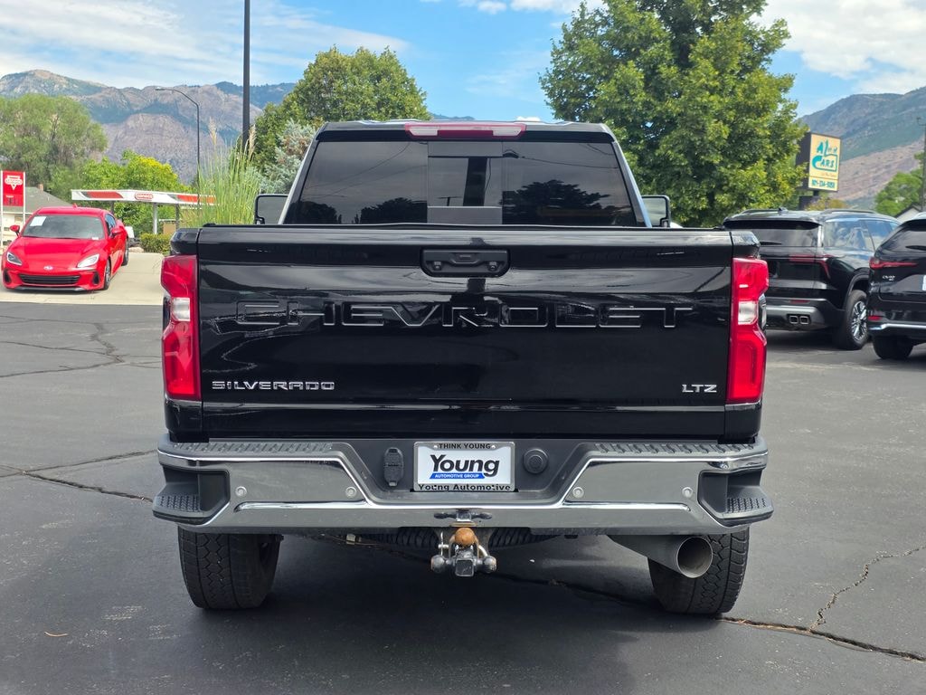 Used 2022 Chevrolet Silverado 3500HD LTZ Truck Crew Cab