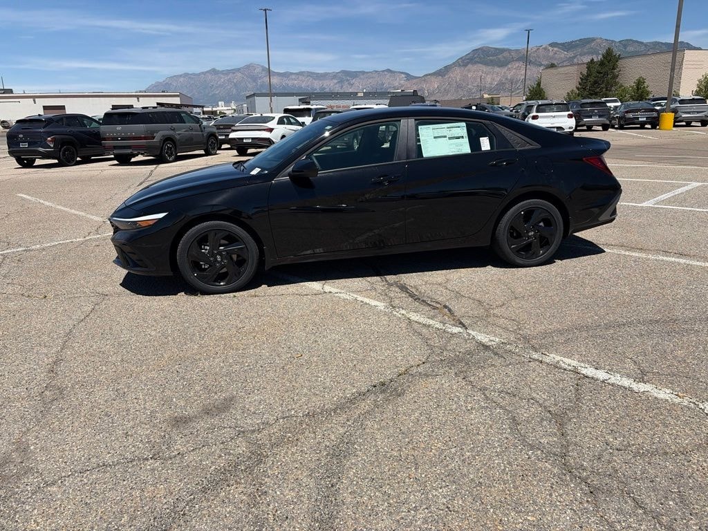 Used 2026 Hyundai Elantra SEL Sport Sedan