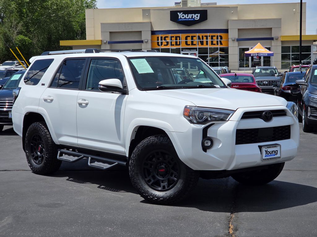 2021 Toyota 4Runner SR5 Premium 4WD V6's photo
