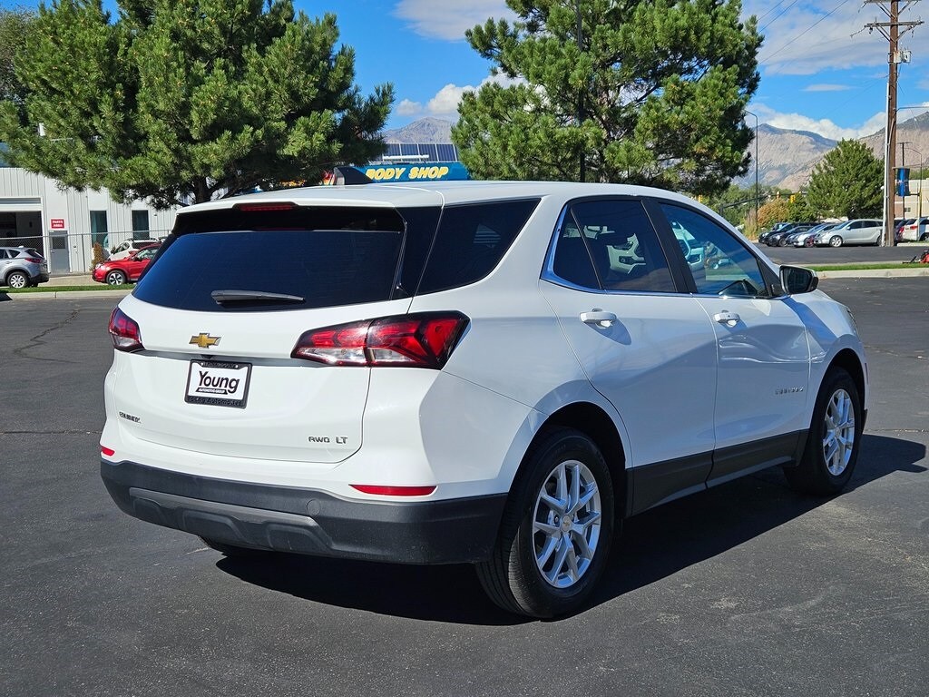 2023 Chevrolet Equinox photo 2