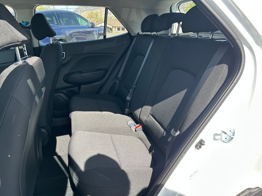 2026 Hyundai Venue SE - Photo 23