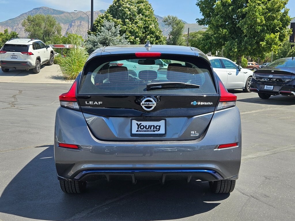 2022 Nissan Leaf SL Plus photo 4