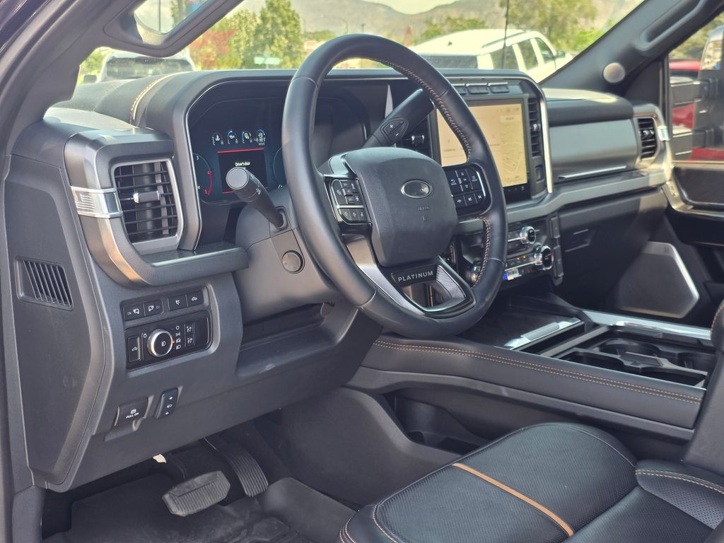2024 Ford F-350 Super Duty Platinum - Photo 13
