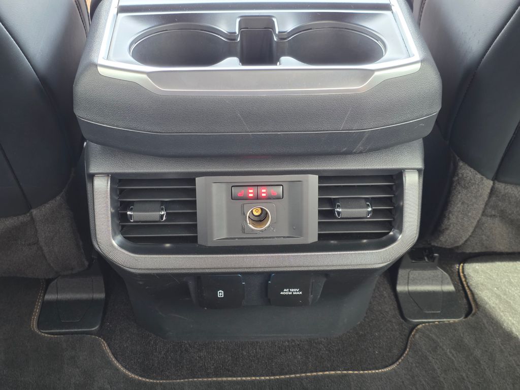 2023 Ford F-150 Platinum - Photo 19