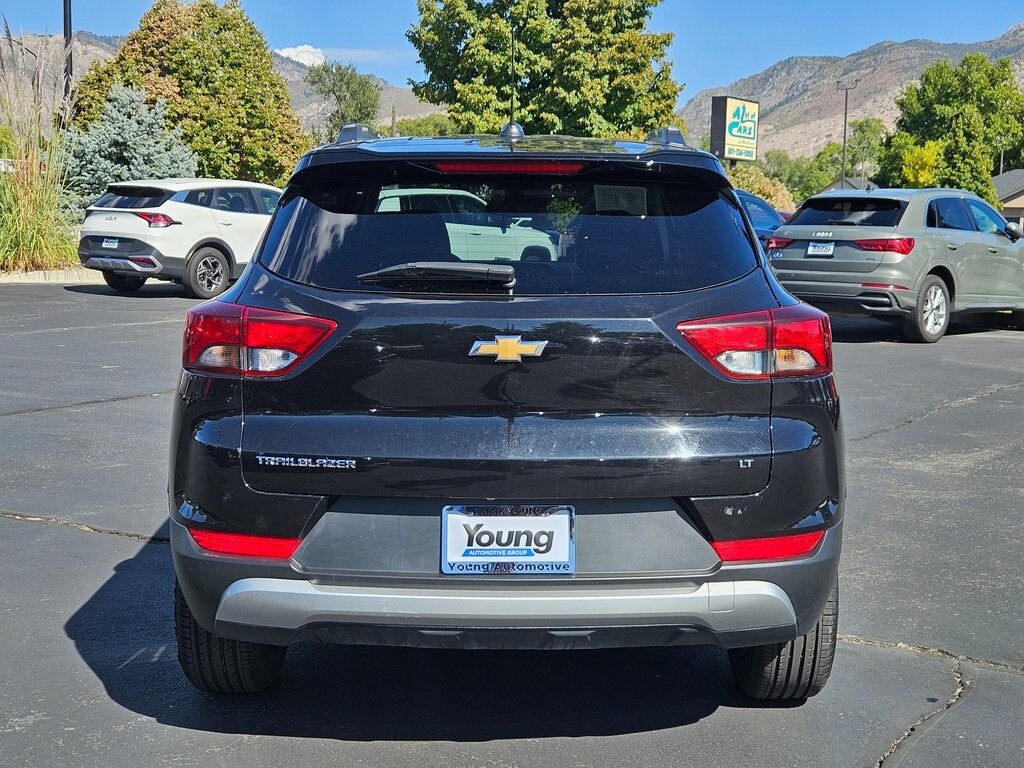 2024 Chevrolet Trailblazer LT photo 3