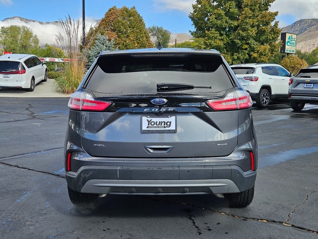 2024 Ford Edge SEL photo 4