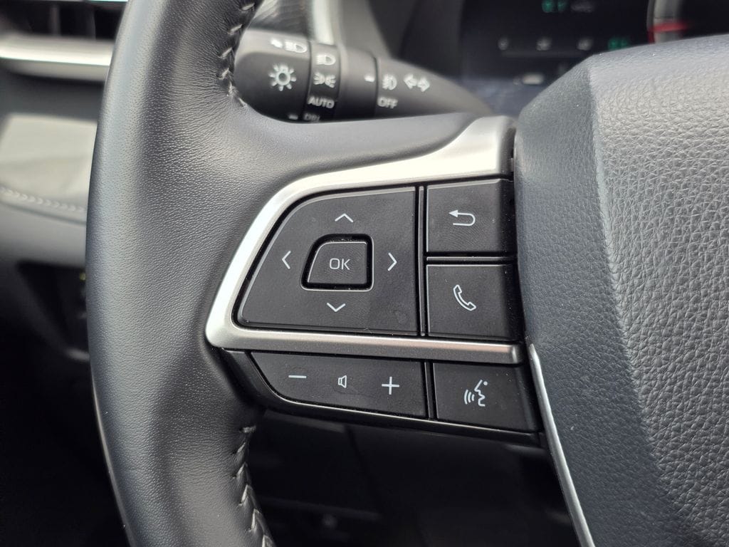 2025 Toyota Highlander XSE - Photo 29