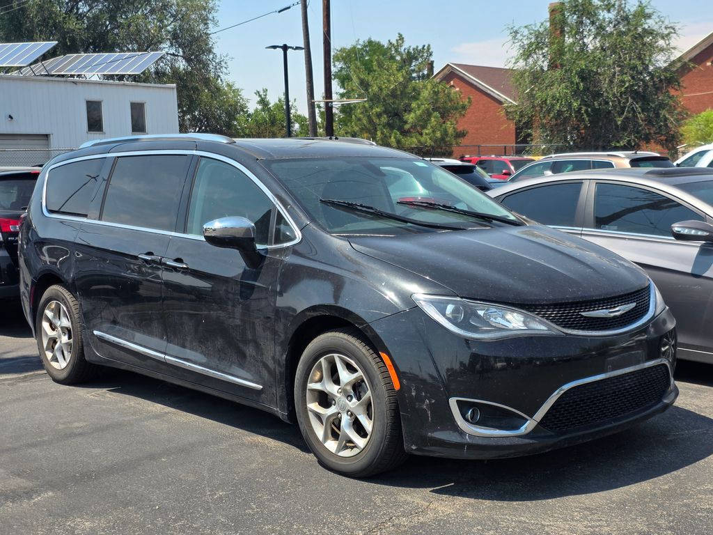 2018 Chrysler Pacifica Van 