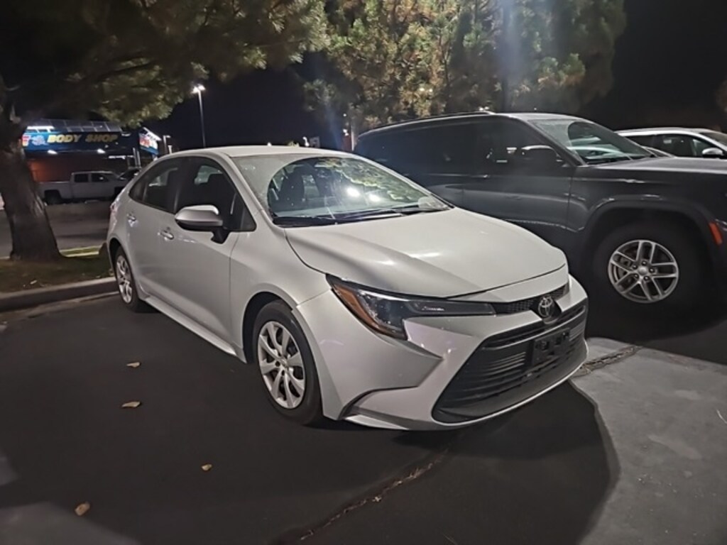 Used 2023 Toyota Corolla LE Sedan