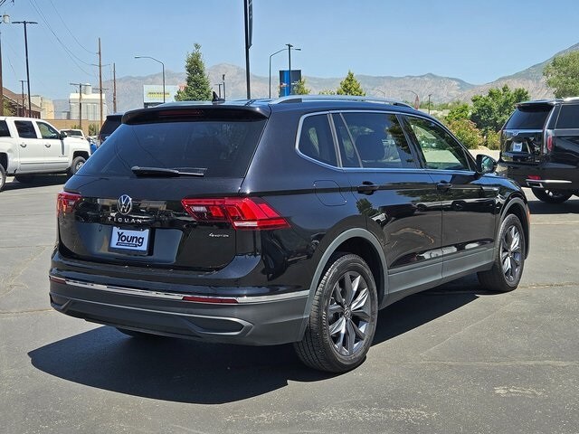 2022 Volkswagen Tiguan SE photo 3