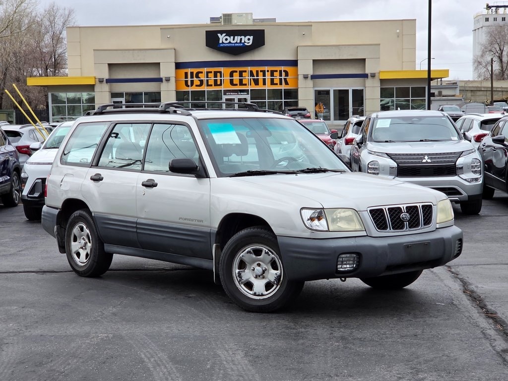 2001 Subaru Forester L 4 AT