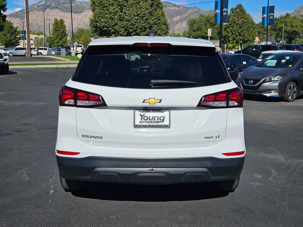 2023 Chevrolet Equinox photo 3