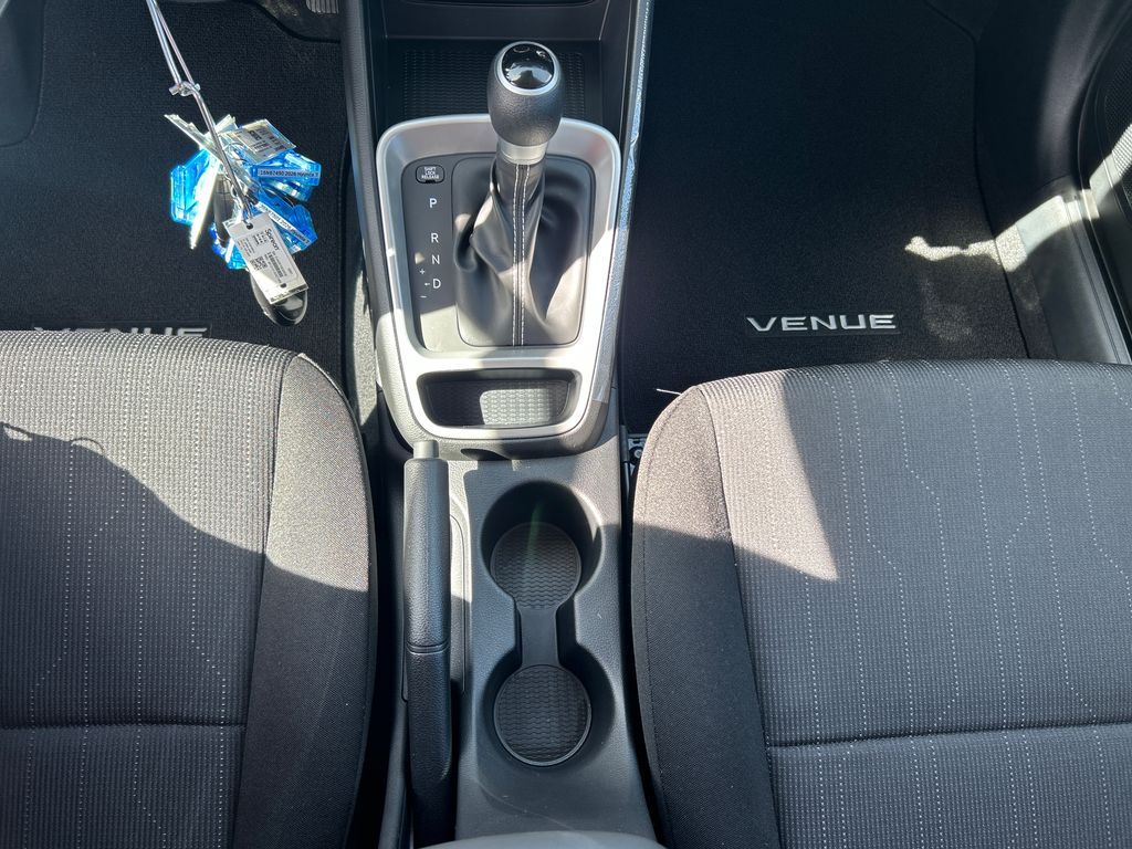 2026 Hyundai Venue SE - Photo 21