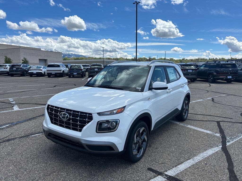 Used 2026 Hyundai Venue SEL SUV