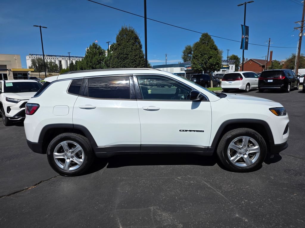 Used 2024 Jeep Compass Latitude SUV