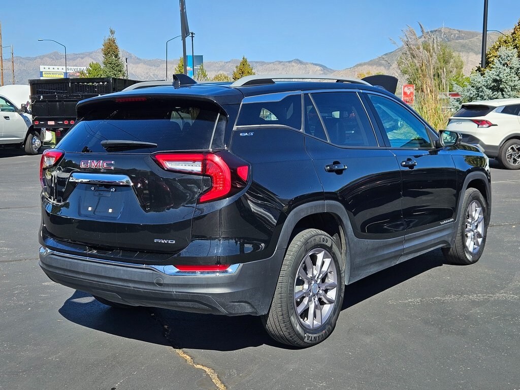 2024 Gmc Terrain SLT photo 3