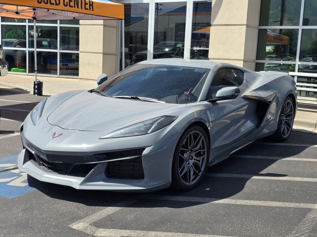 Used 2025 Chevrolet Corvette Z06 w/2LZ Coupe