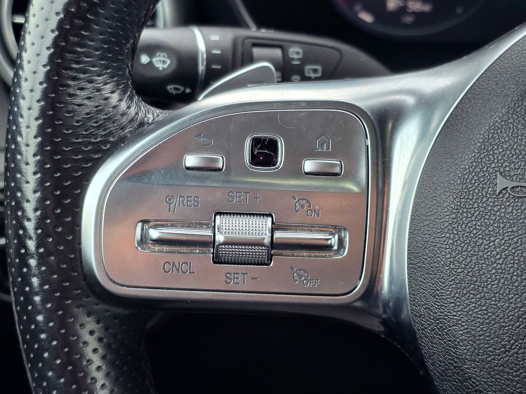 2022 Mercedes-Benz GLC GLC300 - Photo 28