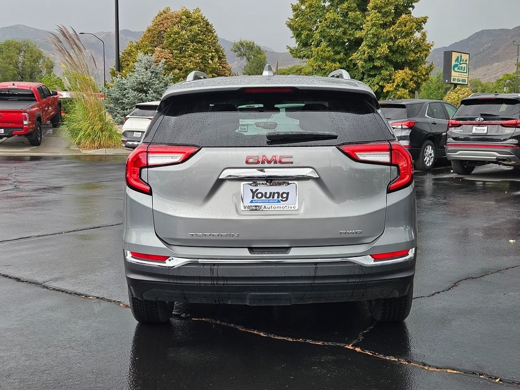 Used 2024 GMC Terrain SLT SUV