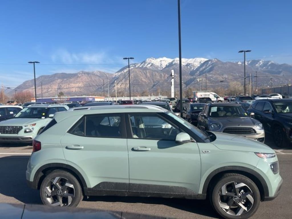Used 2026 Hyundai Venue SEL SUV