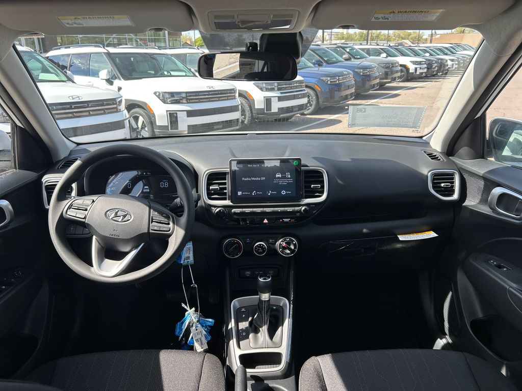 2026 Hyundai Venue SE - Photo 11