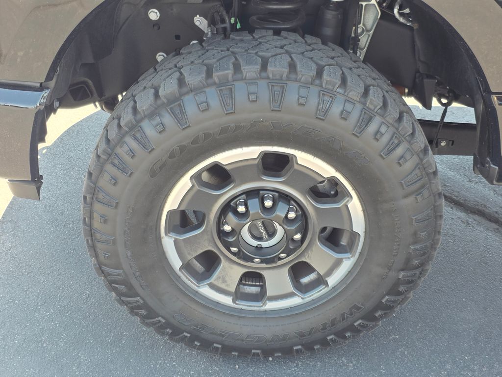 2024 Ford F-350 Super Duty Platinum - Photo 7