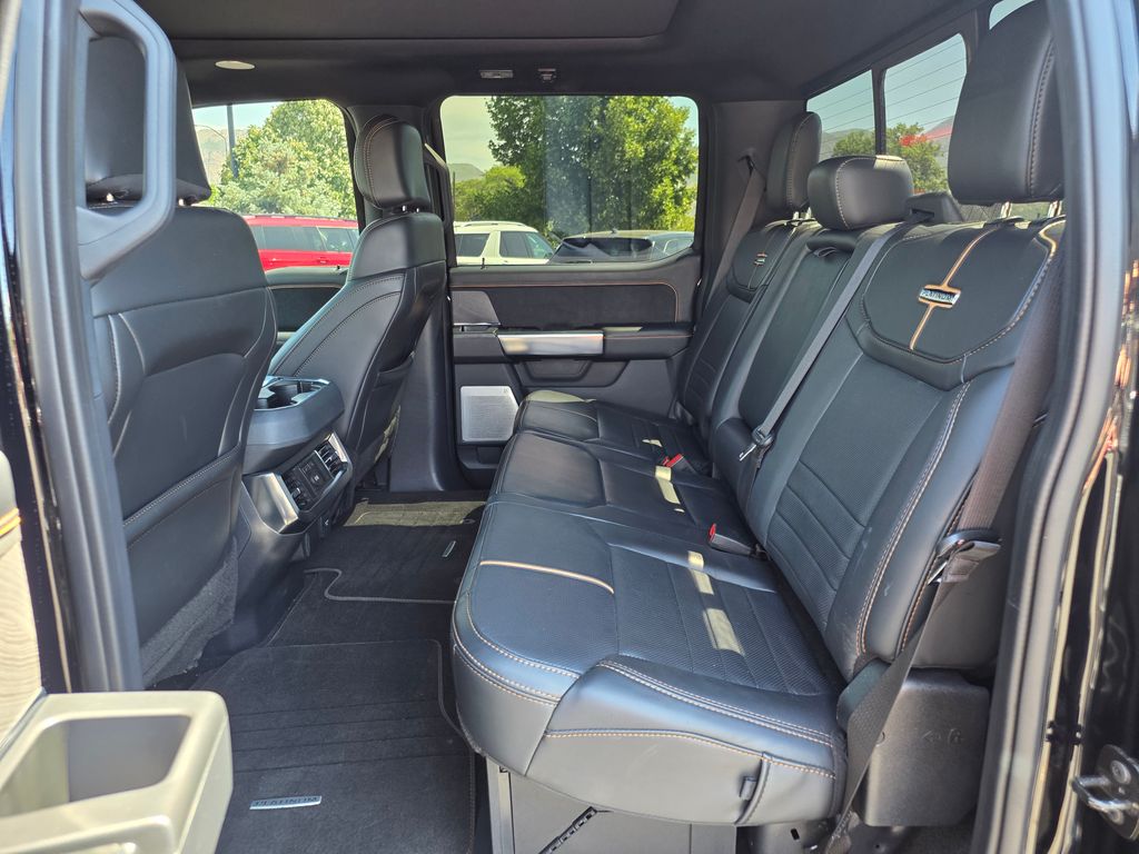 2024 Ford F-350 Super Duty Platinum - Photo 15