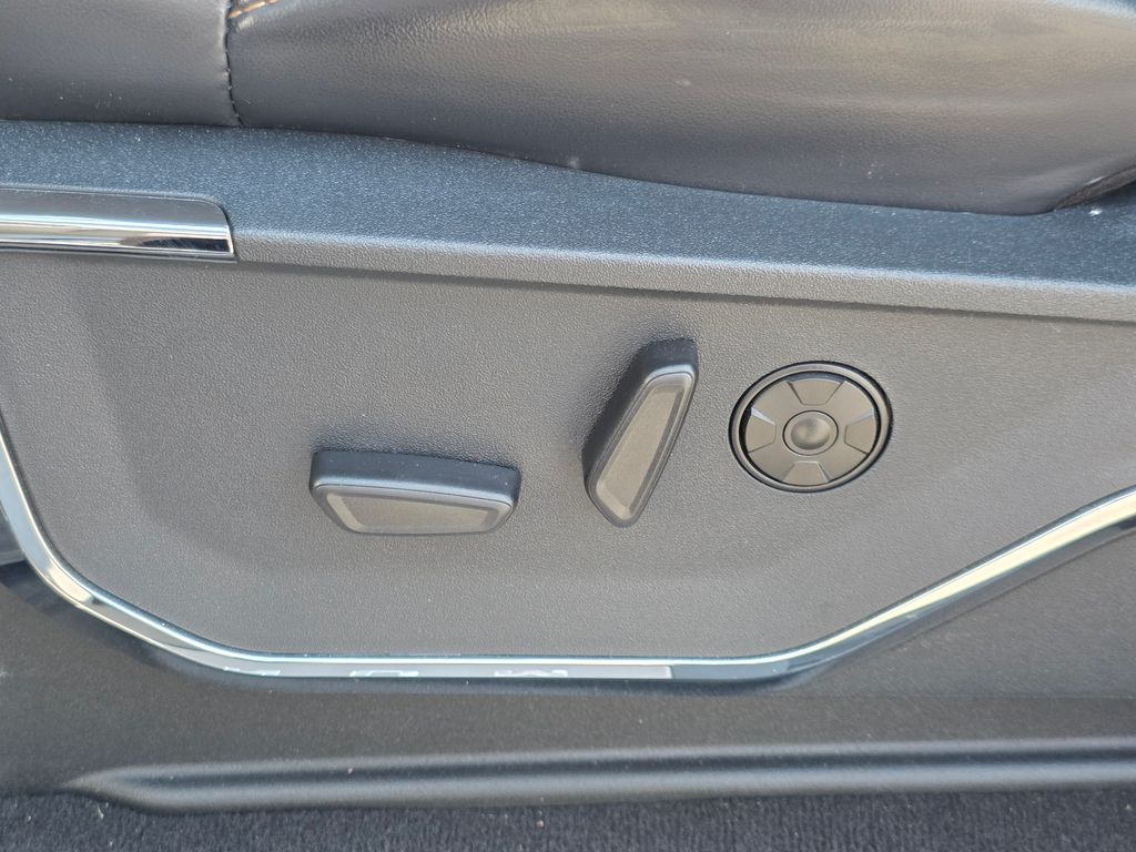2024 Ford F-350 Super Duty Platinum - Photo 20
