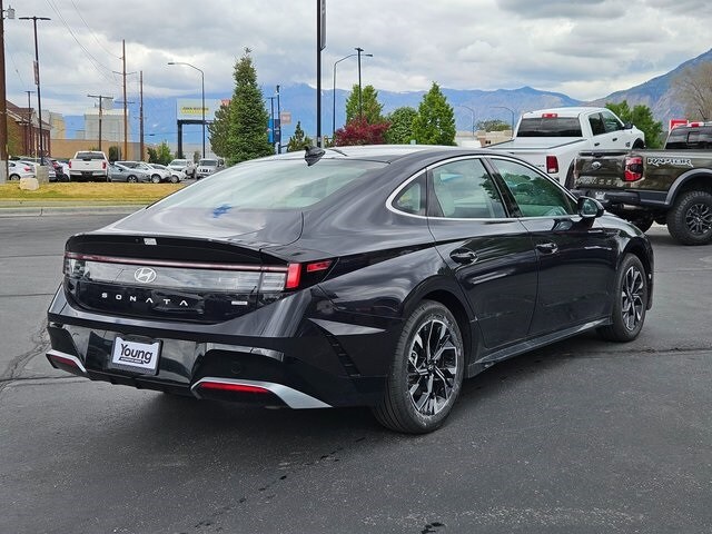 2024 Hyundai Sonata SEL photo 3