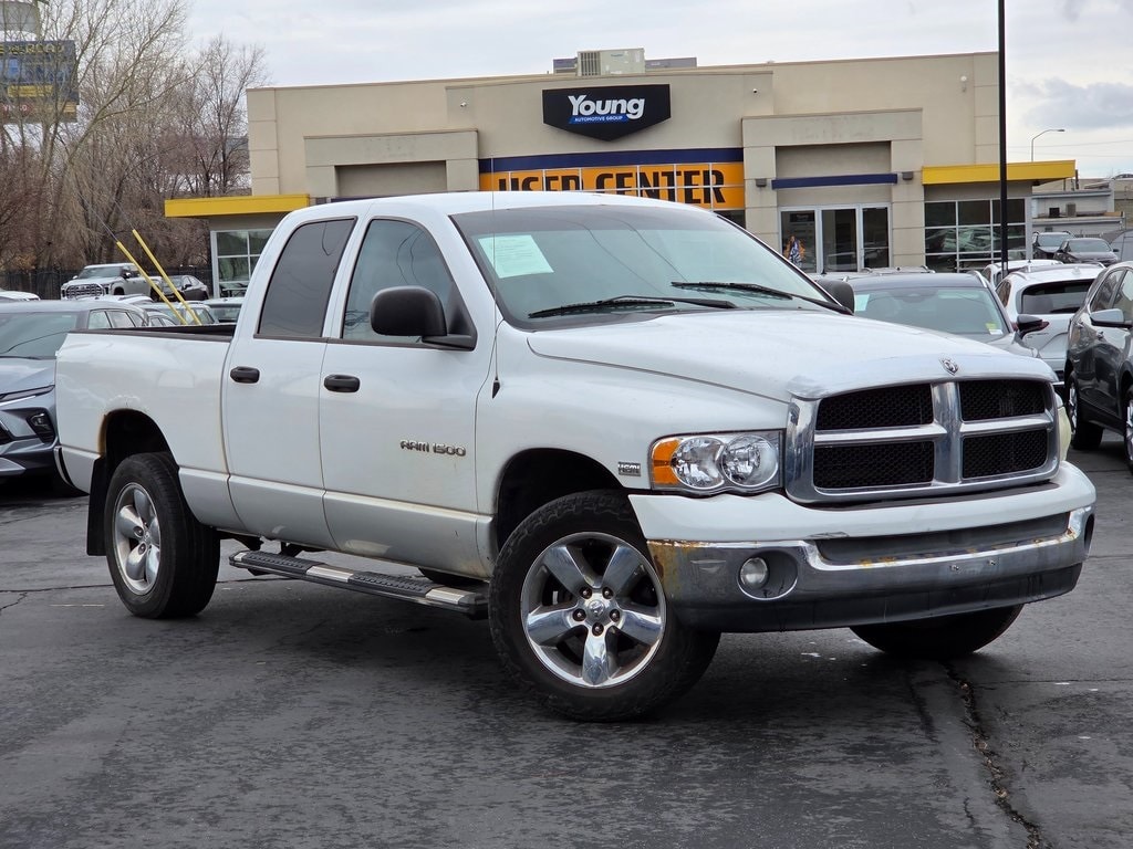 2004 Dodge Ram 1500 Pickup SLT