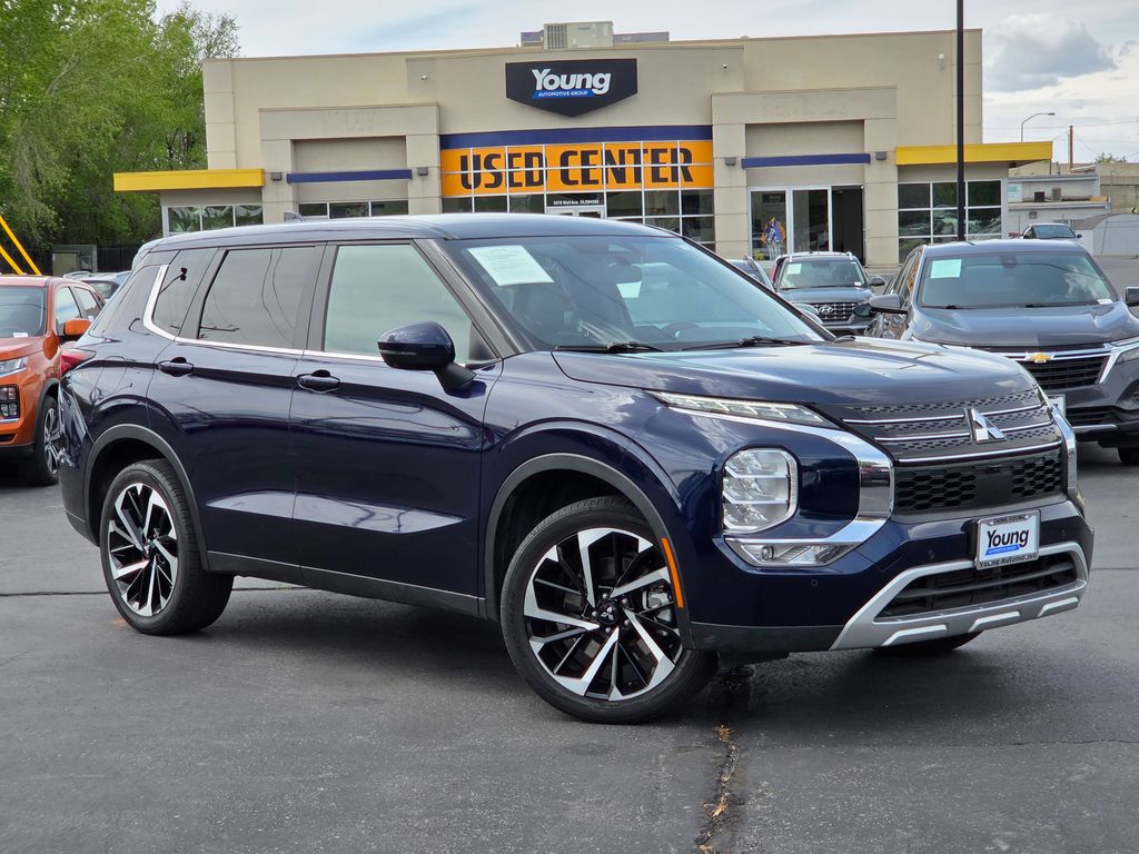 2024 Mitsubishi Outlander SE S-AWC's photo