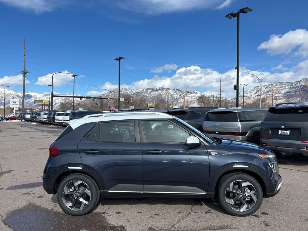 Used 2026 Hyundai Venue SEL w/Two-Tone Roof SUV