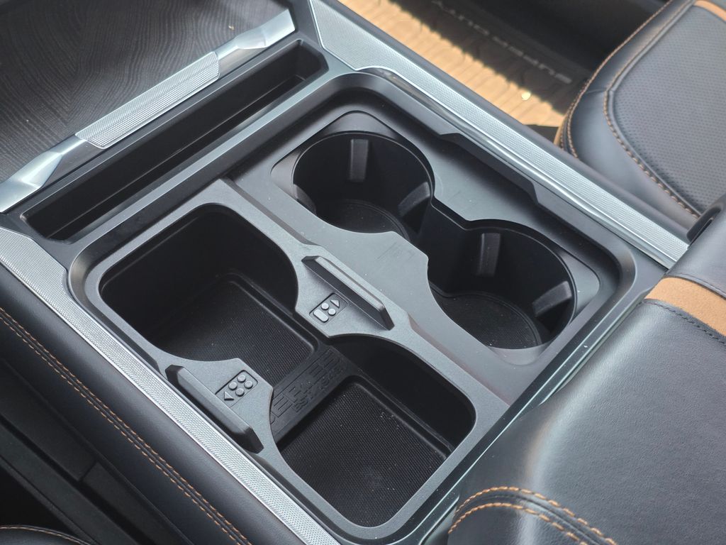 2024 Ford F-350 Super Duty Platinum - Photo 29