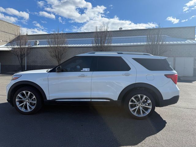 2021 Ford Explorer Platinum 4WD's photo