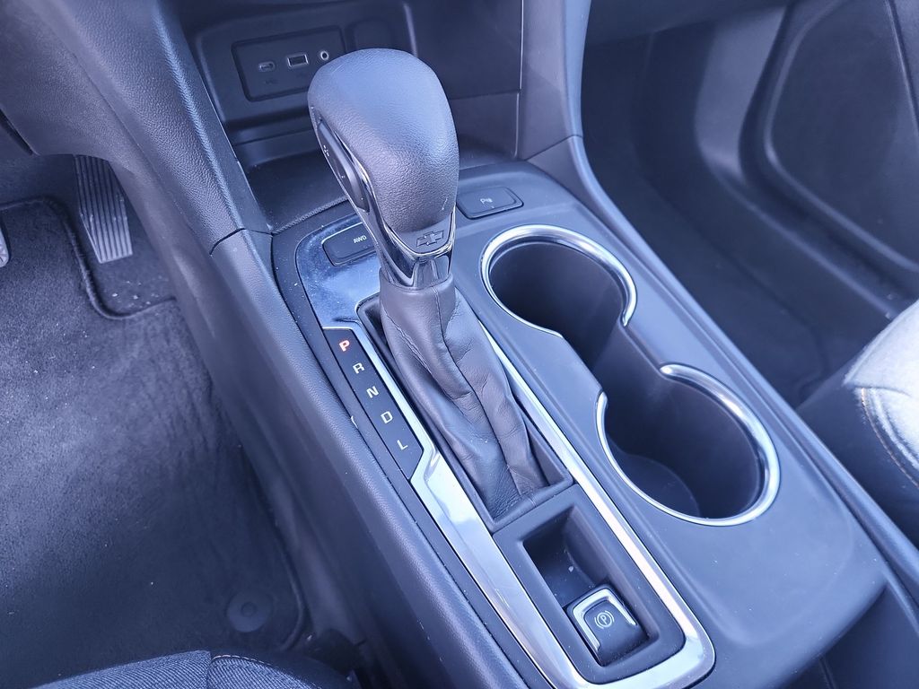 2024 Chevrolet Equinox LT - Photo 20