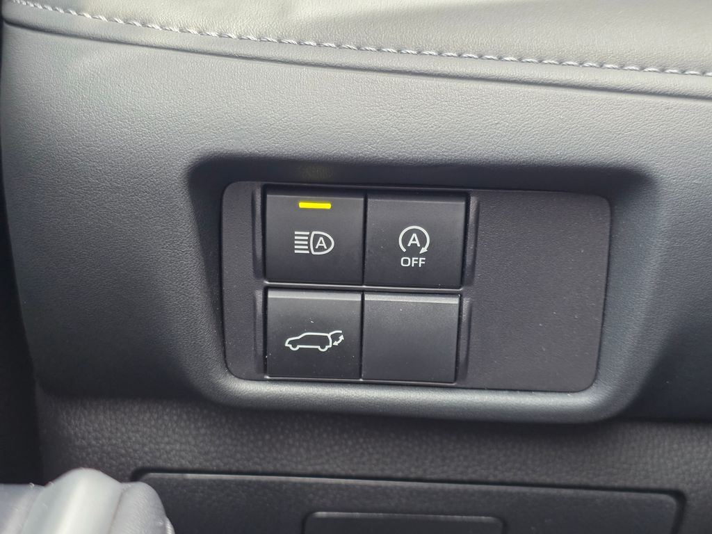 2025 Toyota Highlander XSE - Photo 28