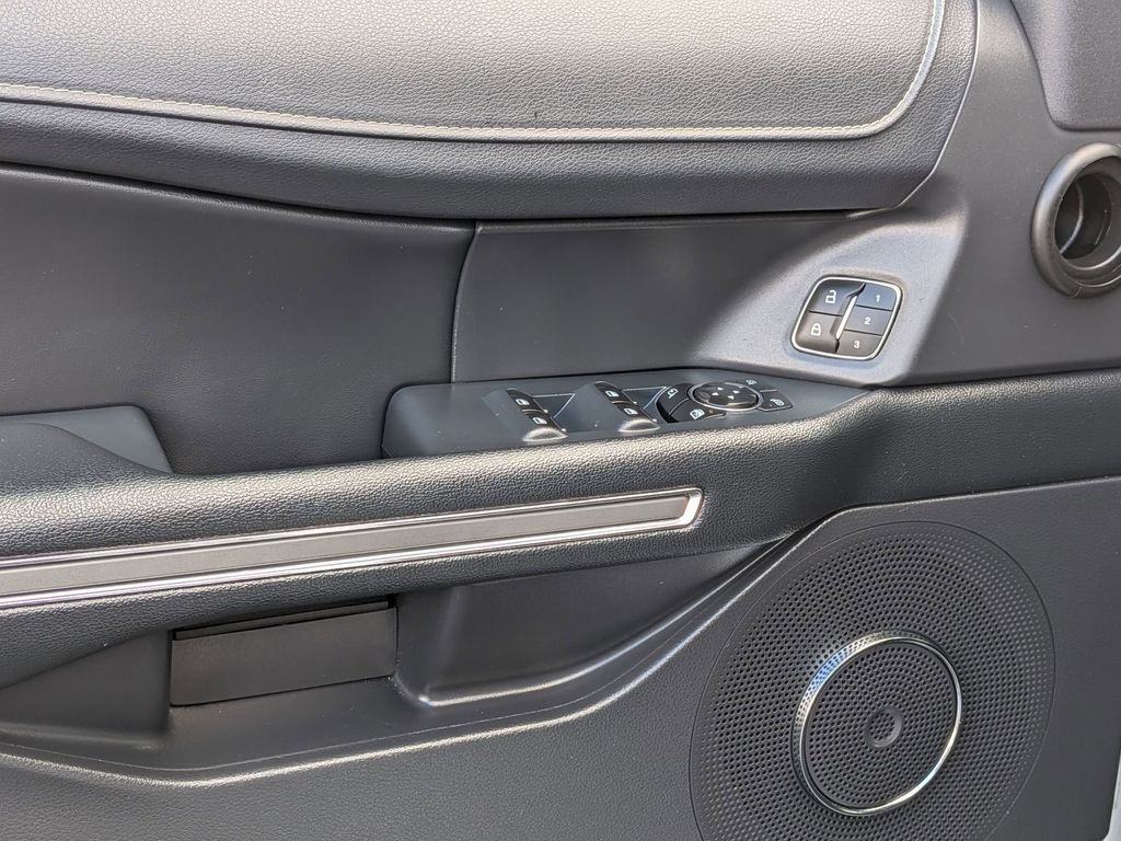 Thumbnail: 2024 Ford Expedition - 13