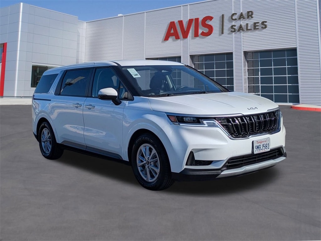 Certified 2024 Kia Carnival LX Minivan/Van