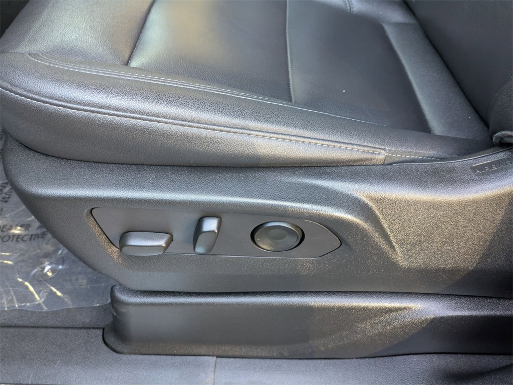 Thumbnail: 2024 Chevrolet Tahoe - 14