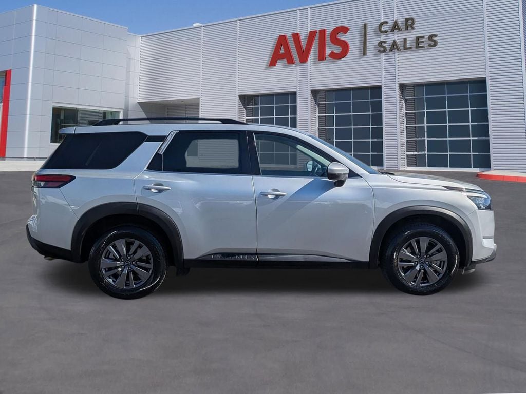 Thumbnail: 2024 Nissan Pathfinder - 5