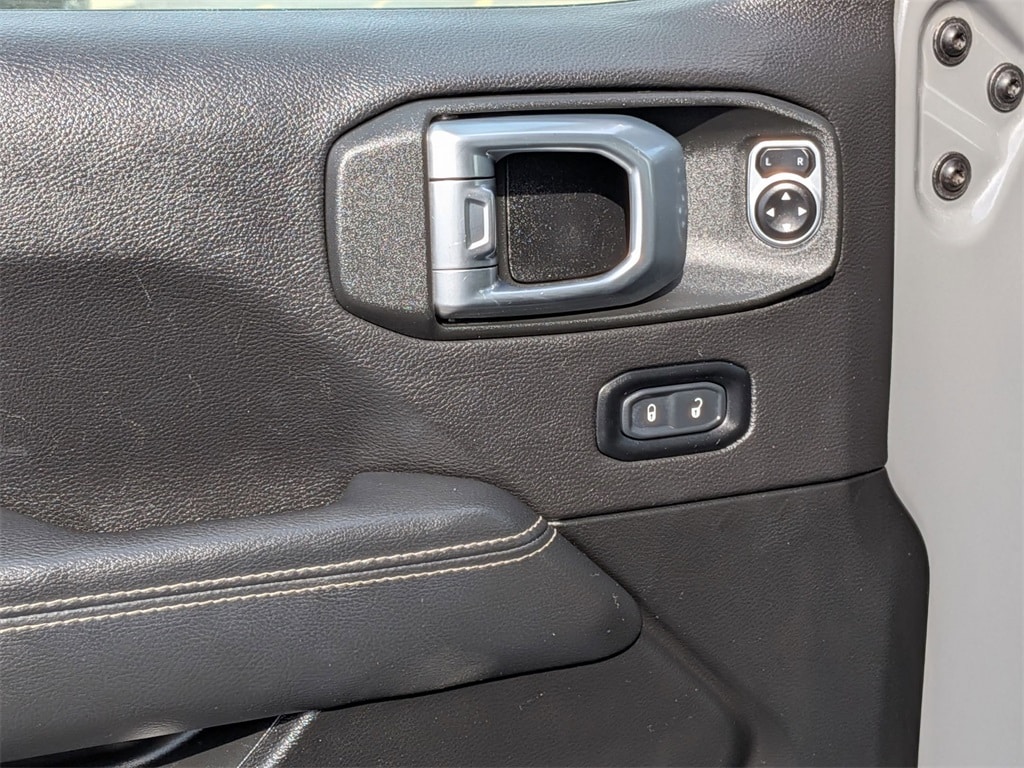 Thumbnail: 2023 Jeep Wrangler - 11