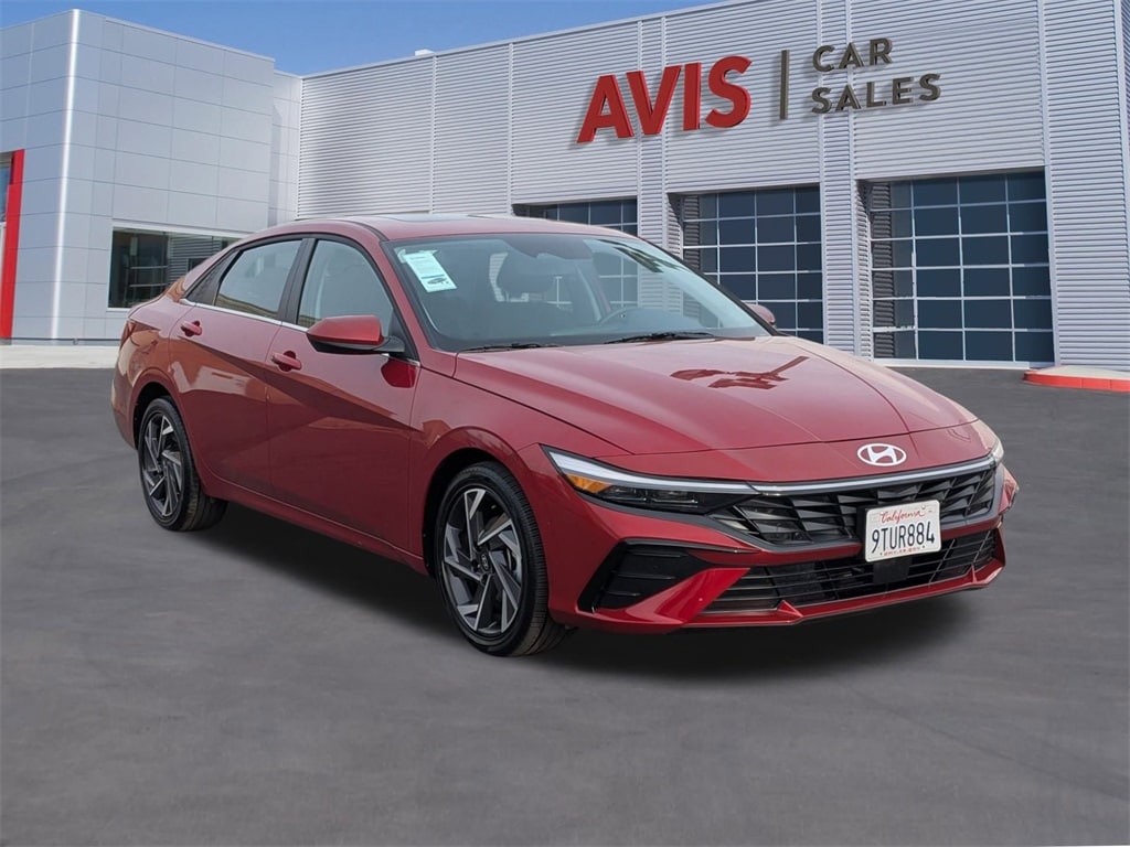 Thumbnail: 2025 Hyundai Elantra - 3