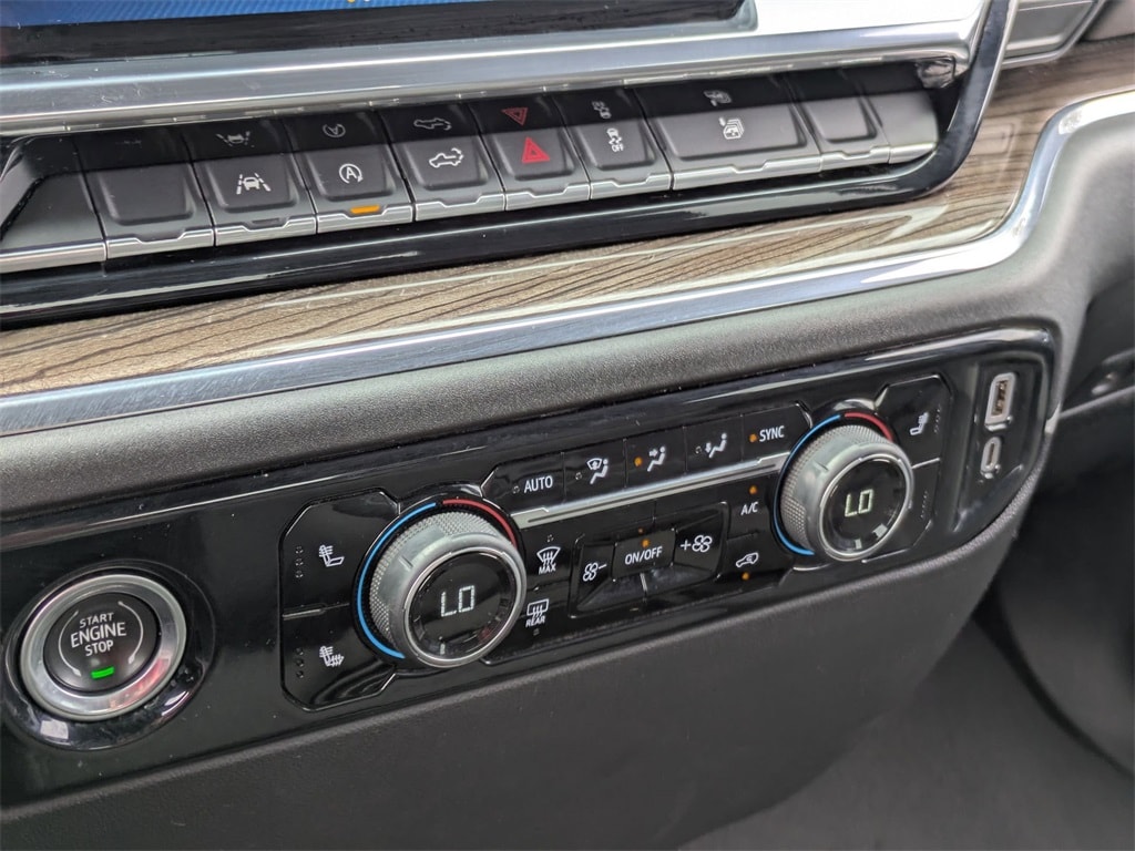 Thumbnail: 2024 Chevrolet Silverado 1500 - 21