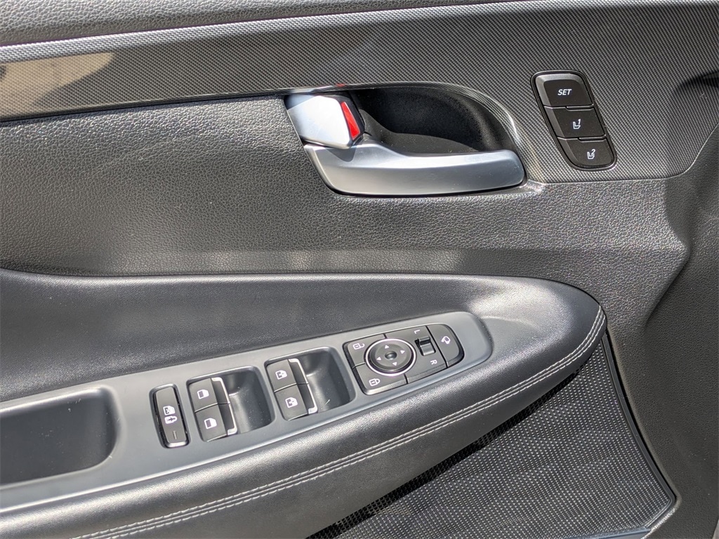 Thumbnail: 2023 Hyundai Santa Fe - 13