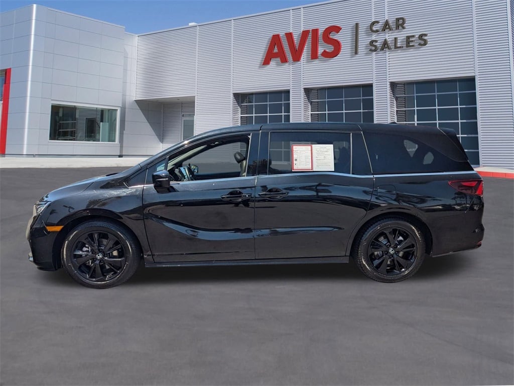 Thumbnail: 2023 Honda Odyssey - 10
